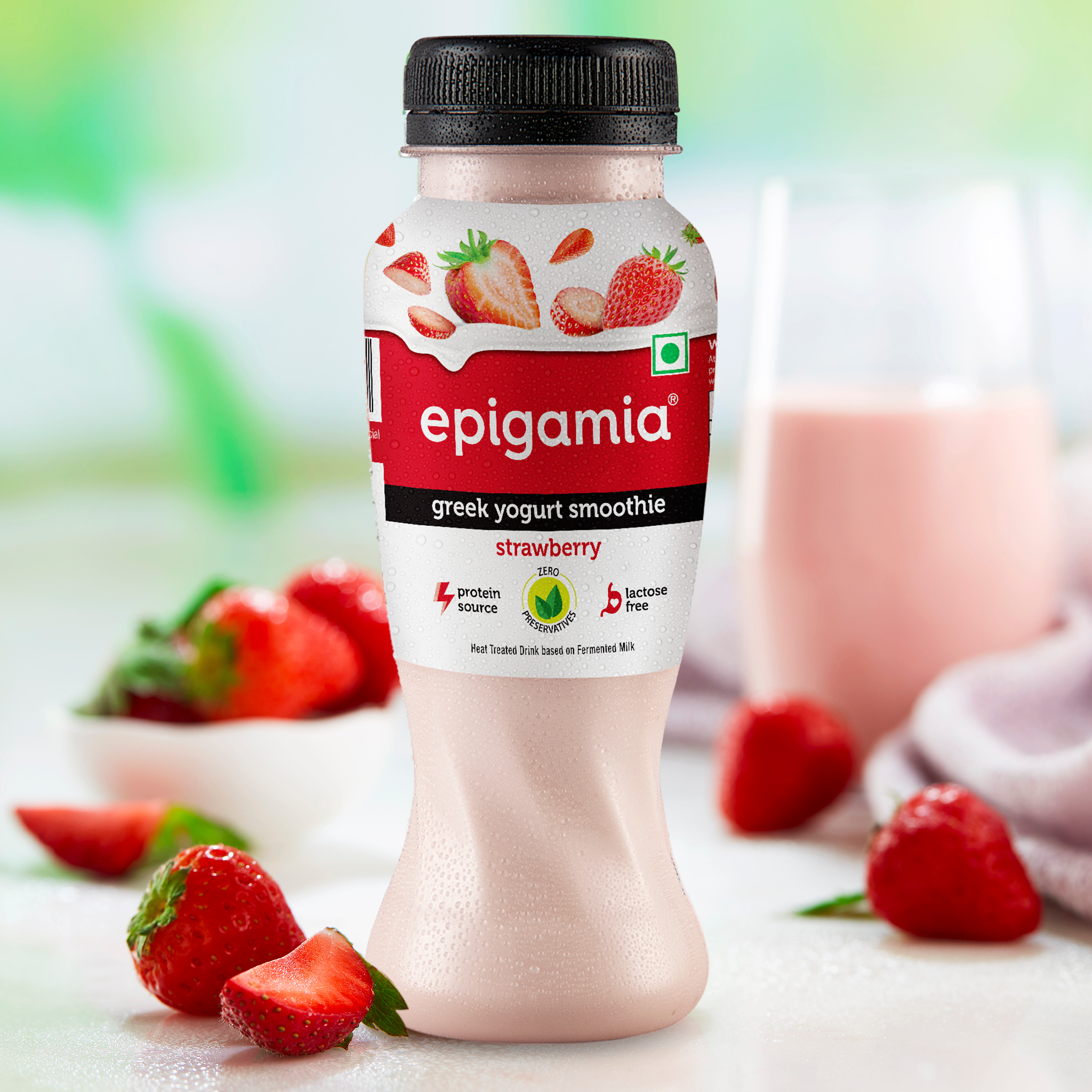 greek yogurt smoothie, strawberry Epigamia